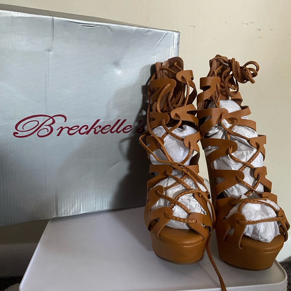 Breckelles Brown Lace-Up Platform Shoes